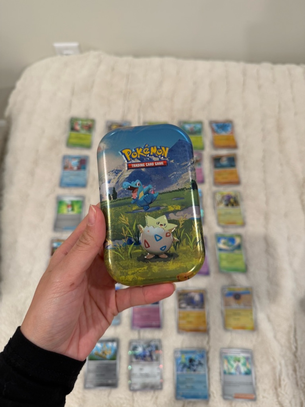 30 Holo Pokémon Cards with Togepi Game Tin